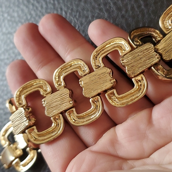 Bracelet - Picture 5 of 8